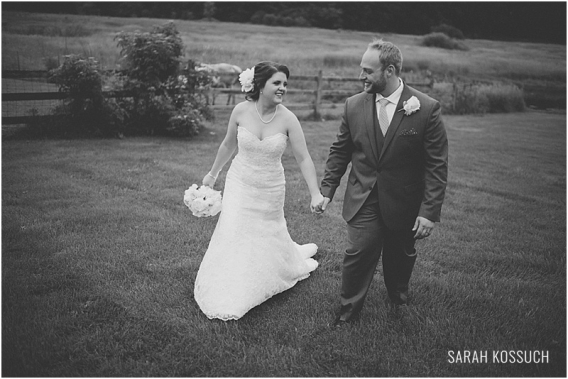 Misty Farm Ann Arbor Michigan Wedding Photography 0373pp w568 h379 | Sarah Kossuch Photography