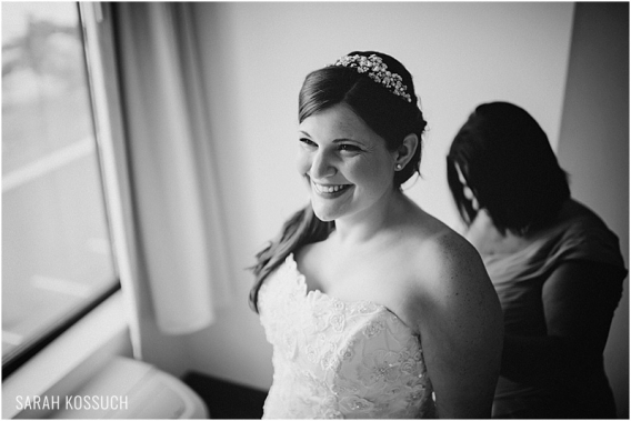 Twin Lakes Oakland Michigan Wedding Photography 0503pp w568 h379 | Sarah Kossuch Photography