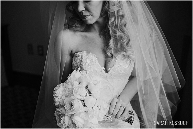 The Inn at St. Johns and Downtown Detroit Wedding 0947 768x515 1 | Sarah Kossuch Photography