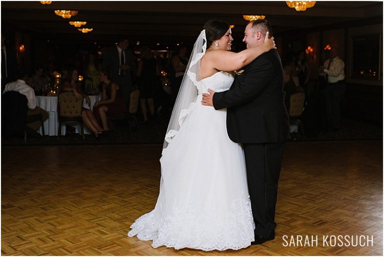 Meadowbrook Country Club Wedding 2137 | Sarah Kossuch Photography