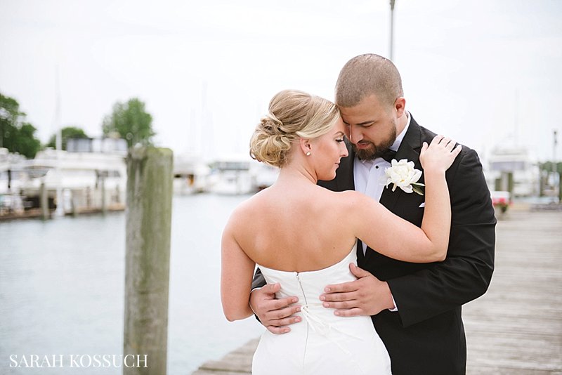 Detroit Yacht Club Belle Isle Summer Wedding 0195 | Sarah Kossuch Photography