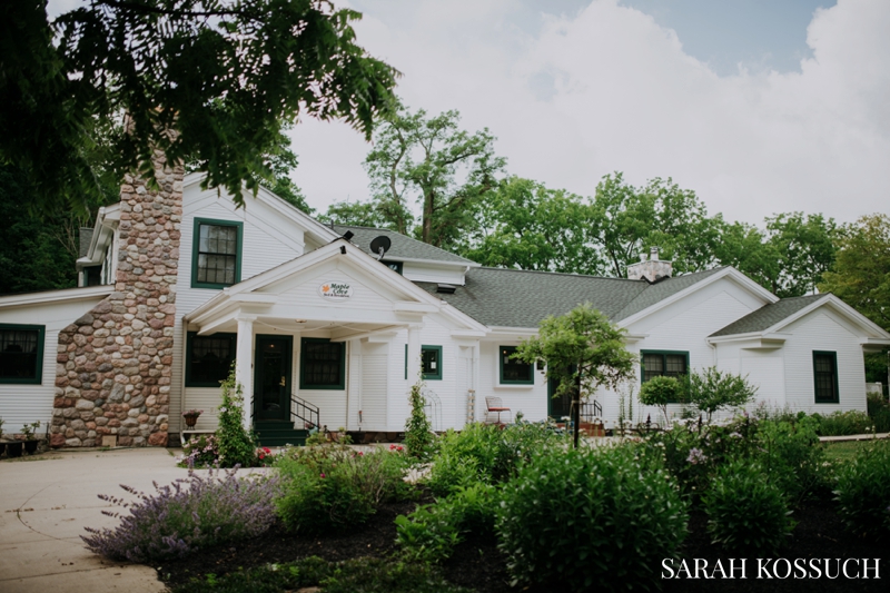 Indianwood Country Club Lake Orion Michigan Wedding 0805 | Sarah Kossuch Photography