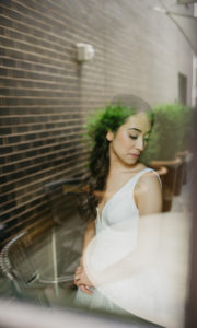 Bride getting ready at the shingle hotel Detroit